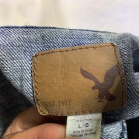 American Eagle Distressed Jean Jacket- L - Picture 3 of 3